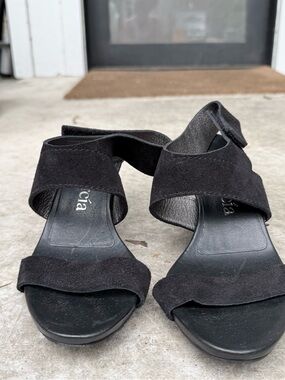 Pedro Garcia Black Suede Crisscross Strap Heels